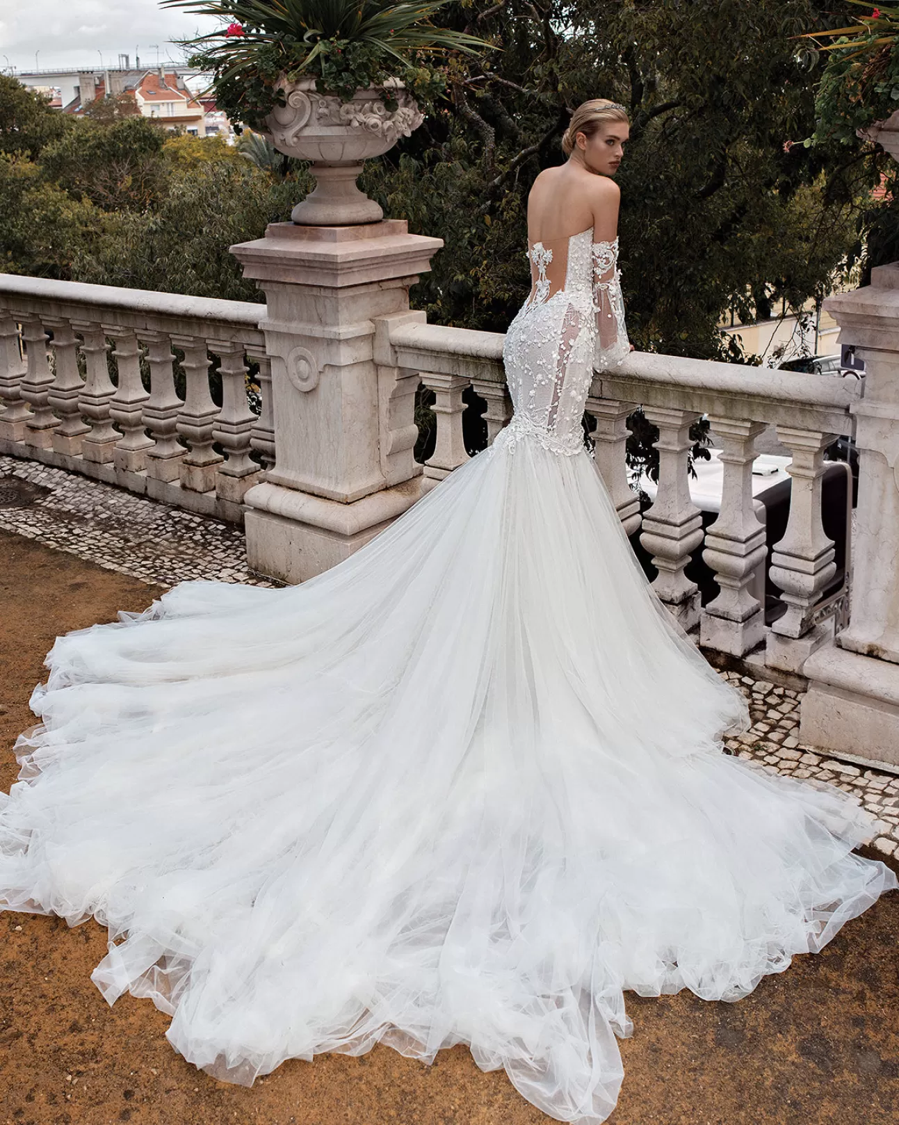 GALIA LAHAV Robe de Mariée Camilla – Élégance Intemporelle en Boutique Exclusive