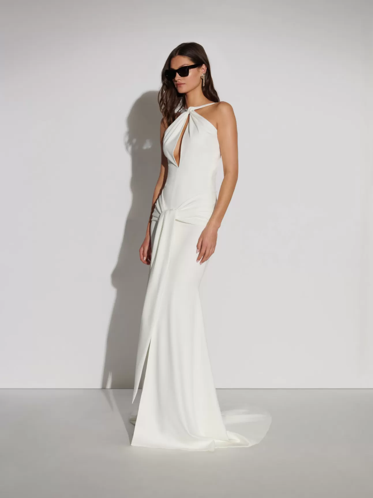 Robe de Mariée Galia Lahav - Collection Cindy, Silhouette Sophistiquée en Dentelle Prêt-à-Porter