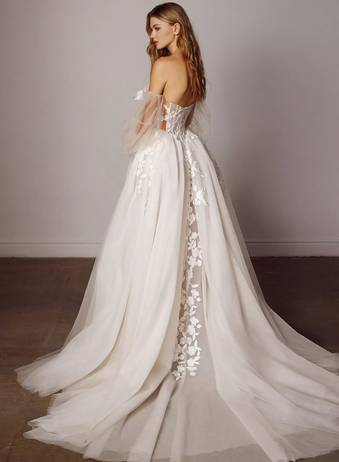 Robe de Soirée GALIA LAHAV « Gale » : Soldes Exclusifs sur la Collection Printemps – Élégance Intemporelle en Édition Limitée