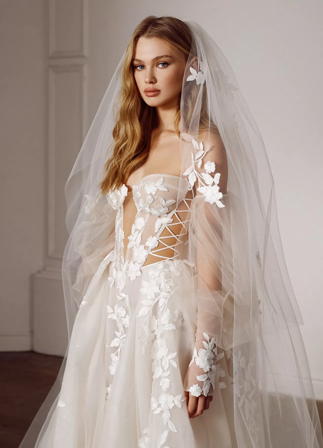 Robe de Soirée GALIA LAHAV « Gale » : Soldes Exclusifs sur la Collection Printemps – Élégance Intemporelle en Édition Limitée
