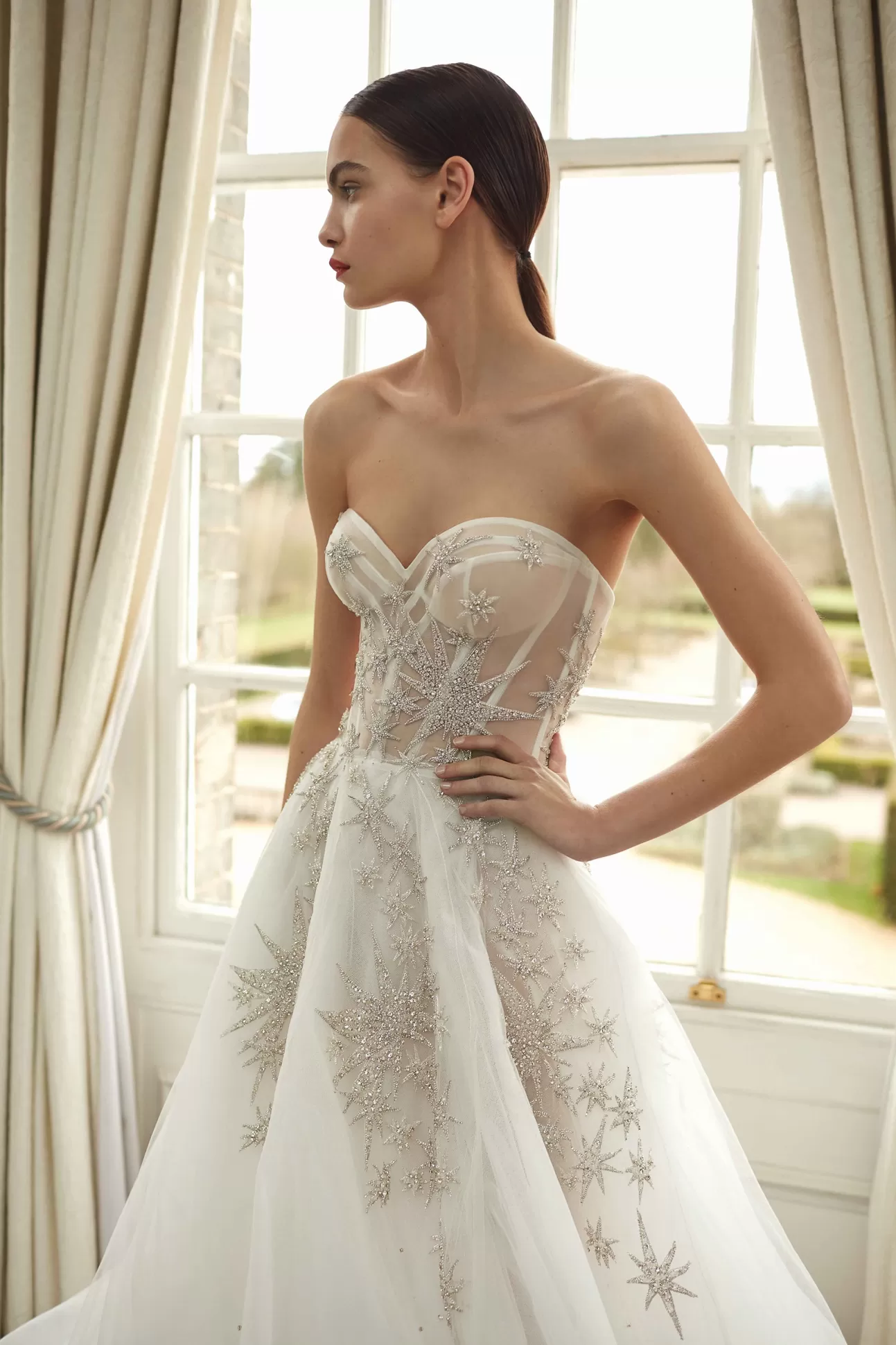 GALIA LAHAV Robe de Mariée Élégante 