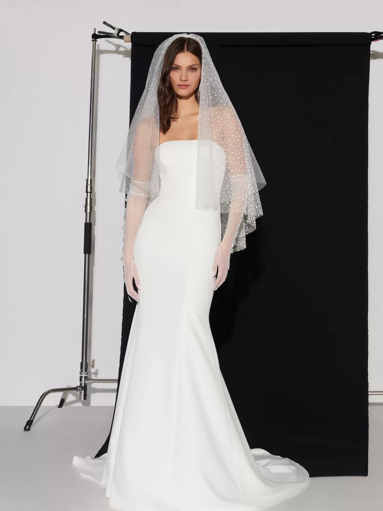 Découvrez la Collection Ina : Robes de Mariée Élégantes par Galia Lahav