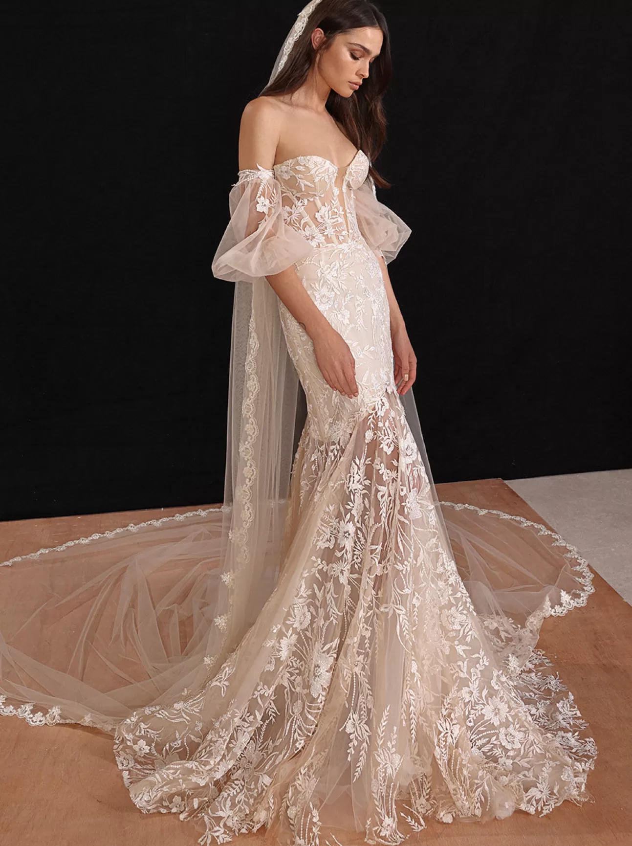 Robe de Soirée GALIA LAHAV Josi - Élégance Intemporelle à Prix Doux 

(：