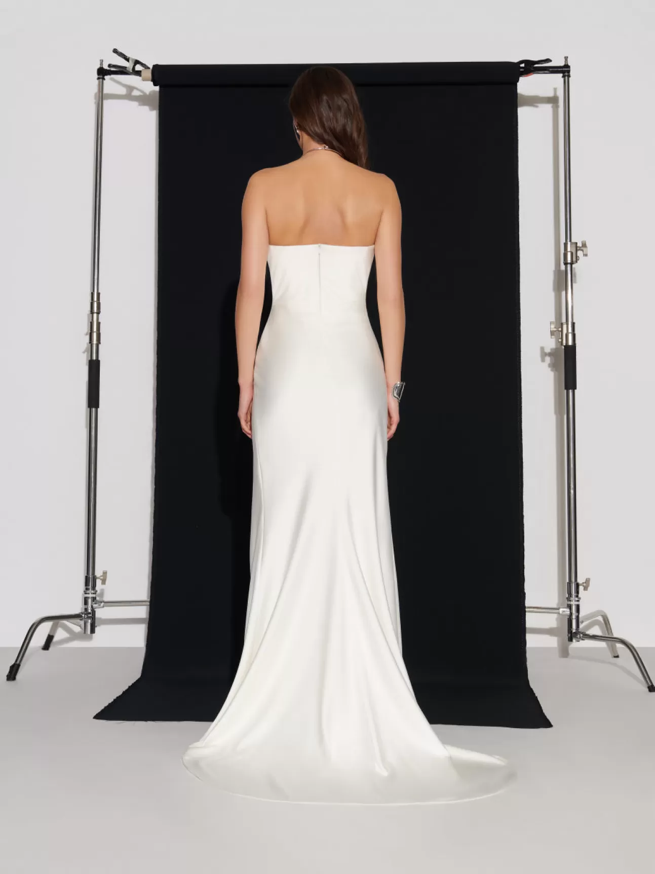 Découvrez la robe Louisa de Galia Lahav : élégance intemporelle en ligne