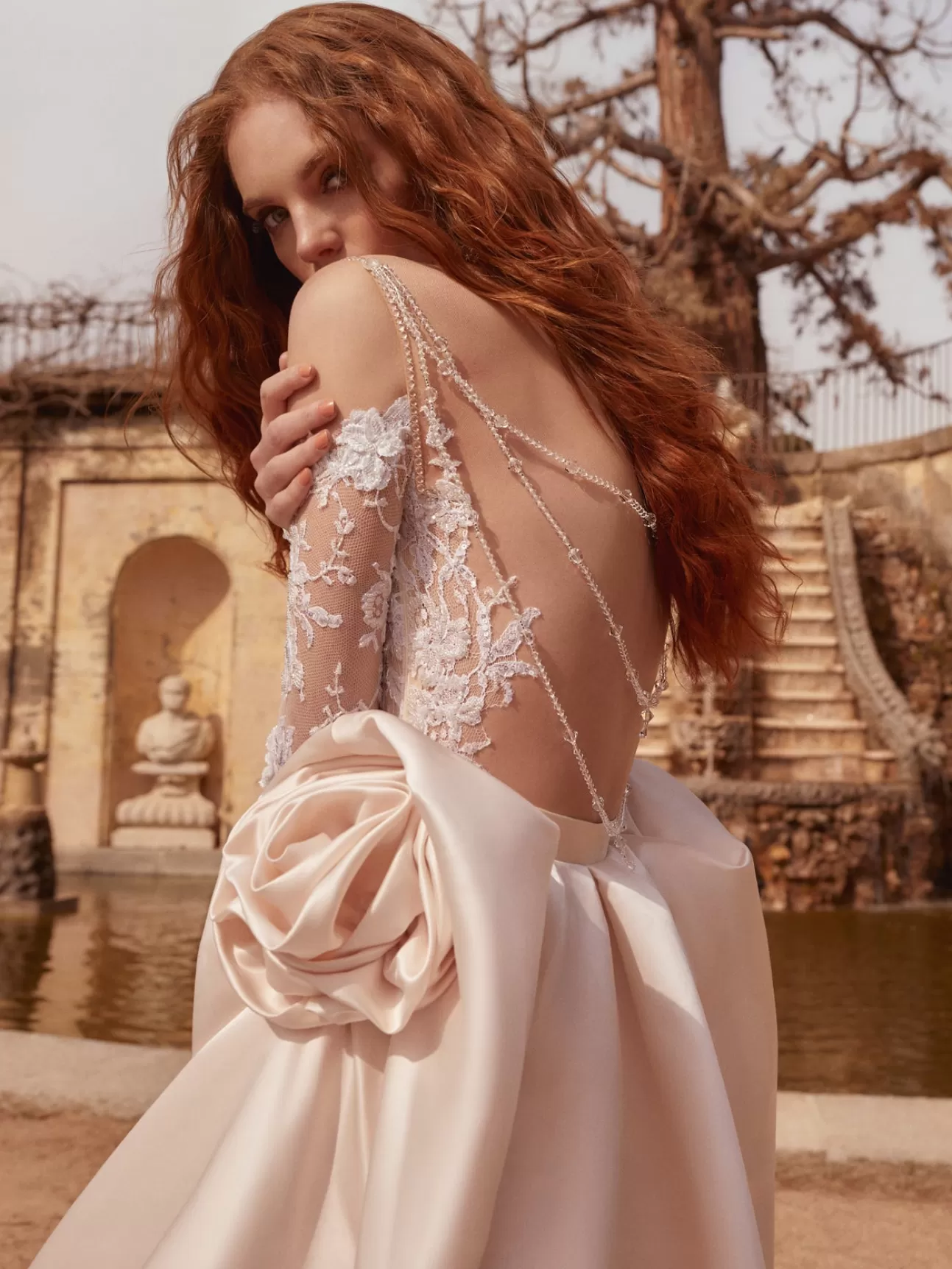 GALIA LAHAV Collection Féérique de Noël : Élégance Hivernale en Nouvelle Édition 2023