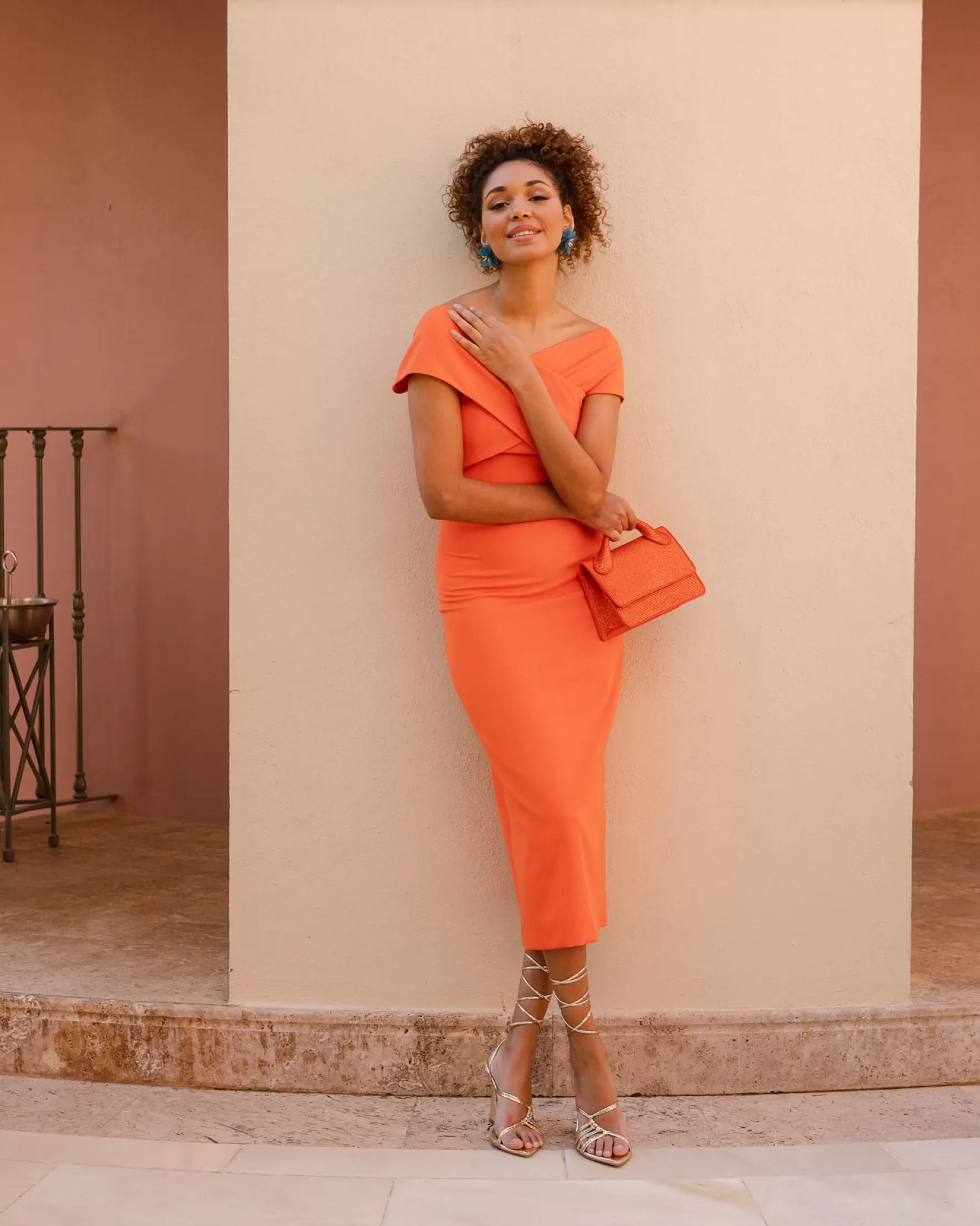 Élégante robe midi Daniela orange tonique - Tendance Printemps-Été 2024 | Collection exclusive Boutique MiPhai avec ceinture assortie et tissu fluide